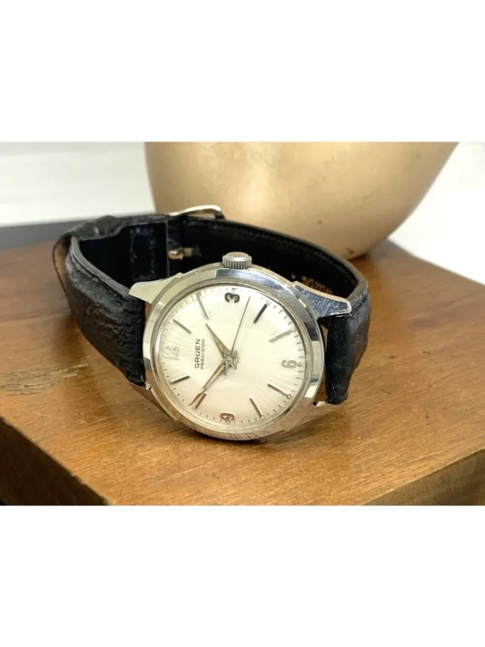 Gruen Men's Watch Vintage Manual 515SS Silver Dial Black Leather Strap 32mm